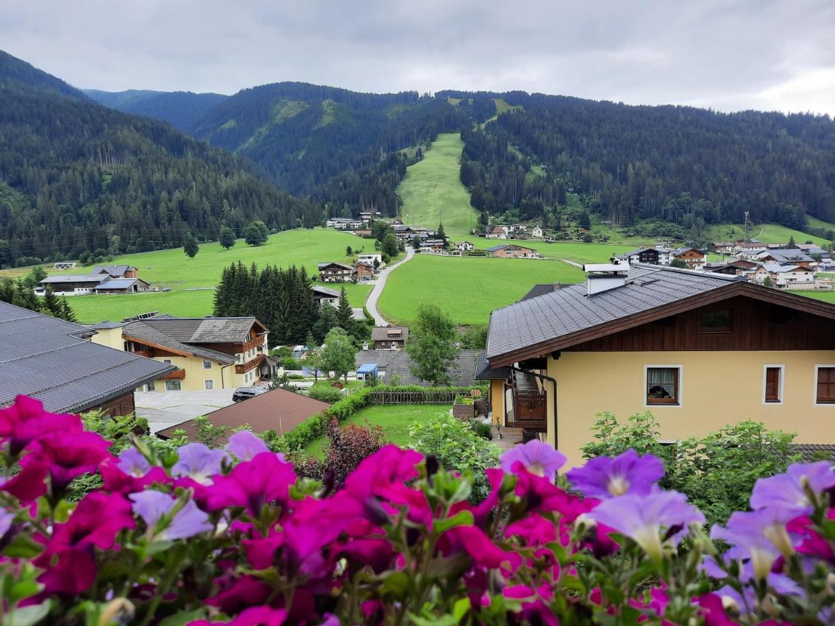 Haus Traninger Lejlighed Flachau Eksteriør billede